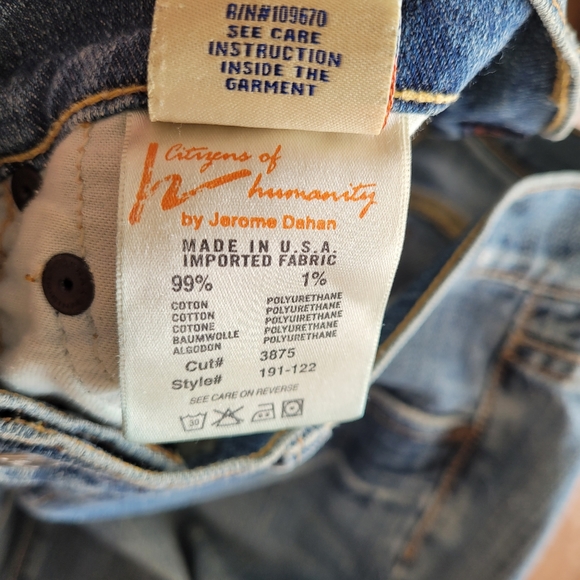 Citizens of Humanity Ingrid Flare Jeans - Picture 2 of 10